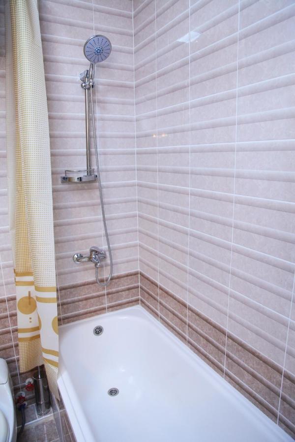 Kamelot Hotel Бухара Екстериор снимка
